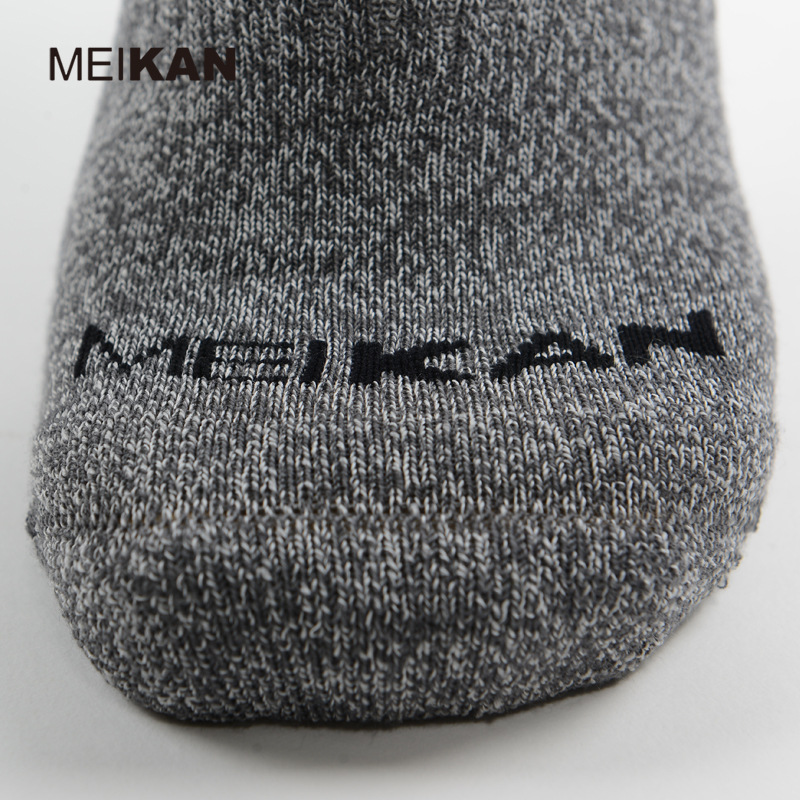 MEIKAN الرجال ميرينو جوارب من  - مراجعة Wool Hiking Sock وسعره