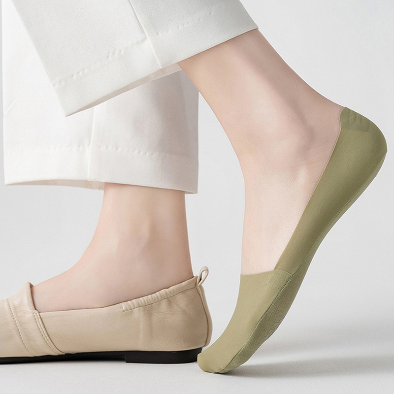 جوارب نسائية غير مرئية من النا - مراجعة Invisibility Sock Loafer وسعره