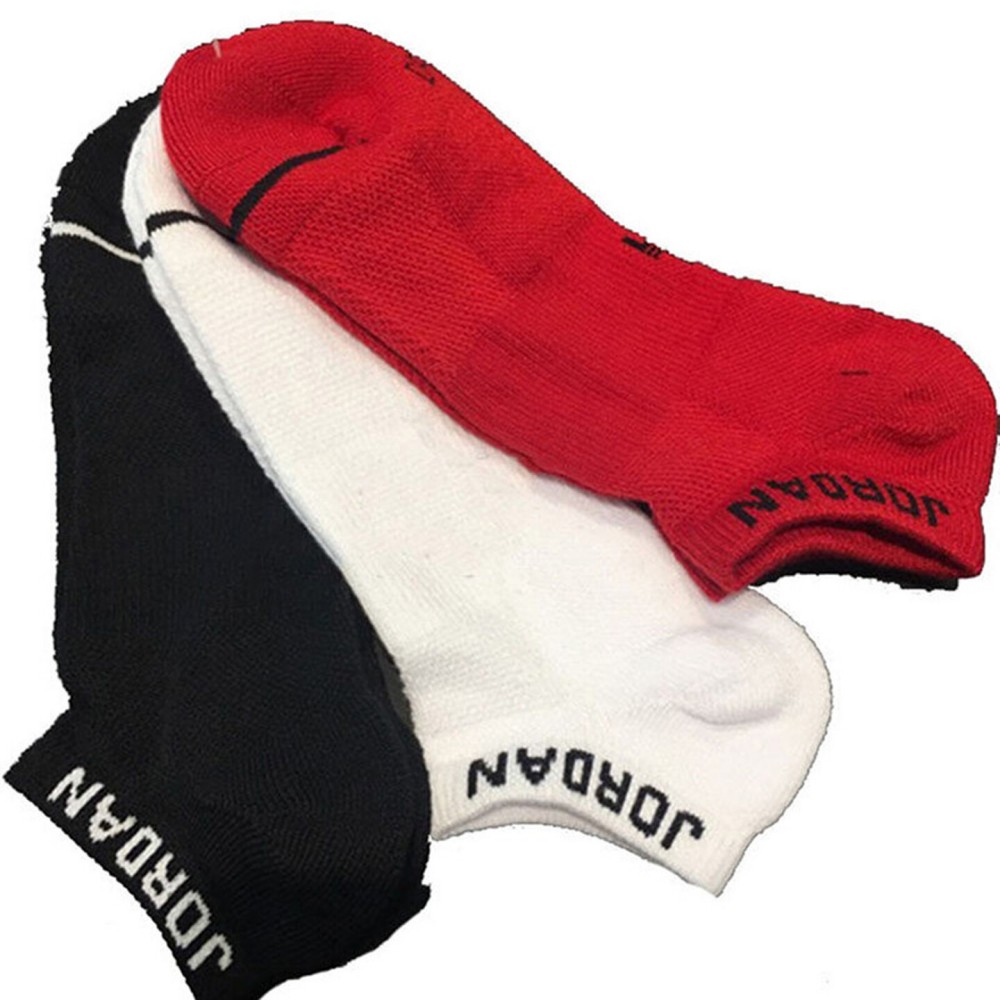 جوارب رياضية من نايكي للرجال و - مراجعة Cotton Crew Sock Pack وسعره