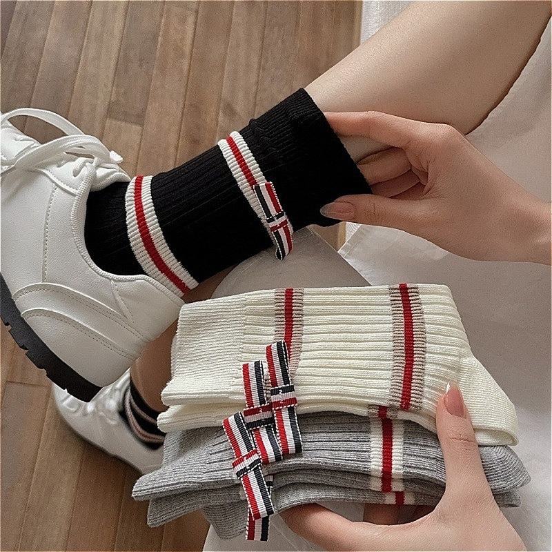 جوارب نسائية مخططة من القطن ال - مراجعة Cotton Crew Sock Pack وسعره