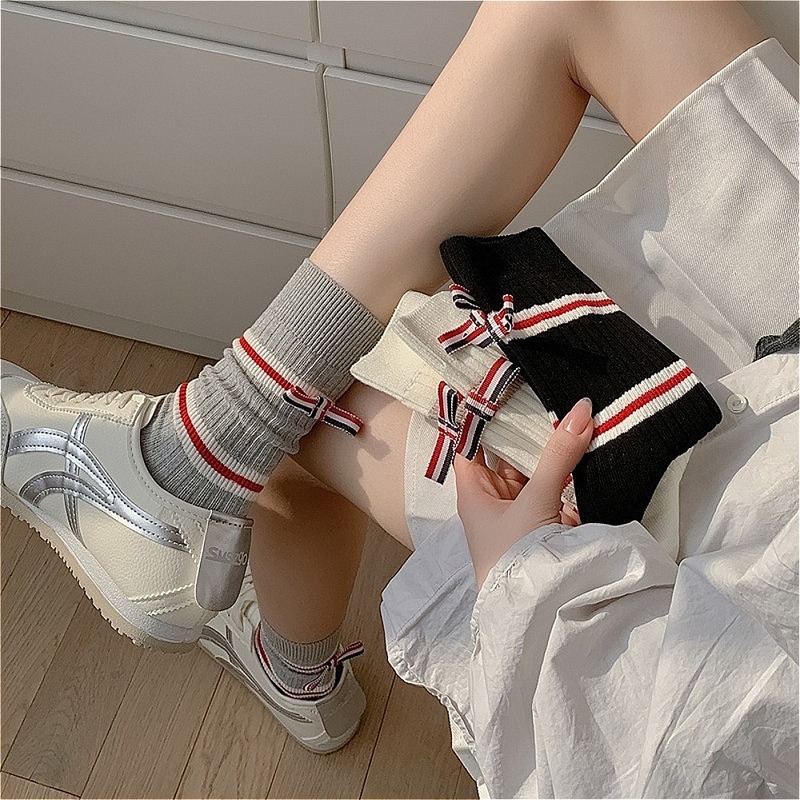 جوارب نسائية مخططة من القطن ال - مراجعة Cotton Crew Sock Pack وسعره