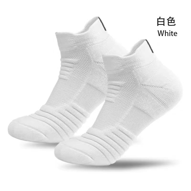 3 أزواج من الجوارب الرياضية ذا - مراجعة Athletic Sock Cushion وسعره