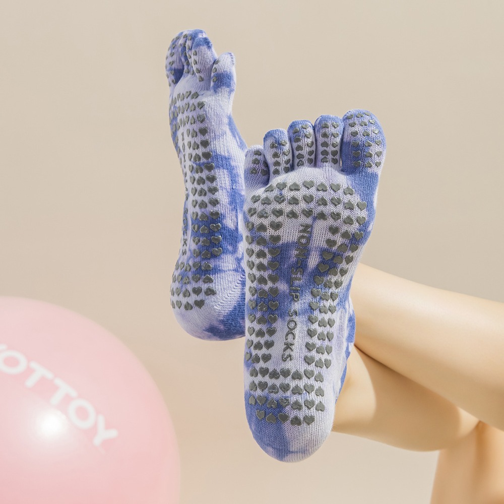 جوارب يوجا نسائية بخمسة أصابع  - مراجعة Grip Sock Yoga وسعره